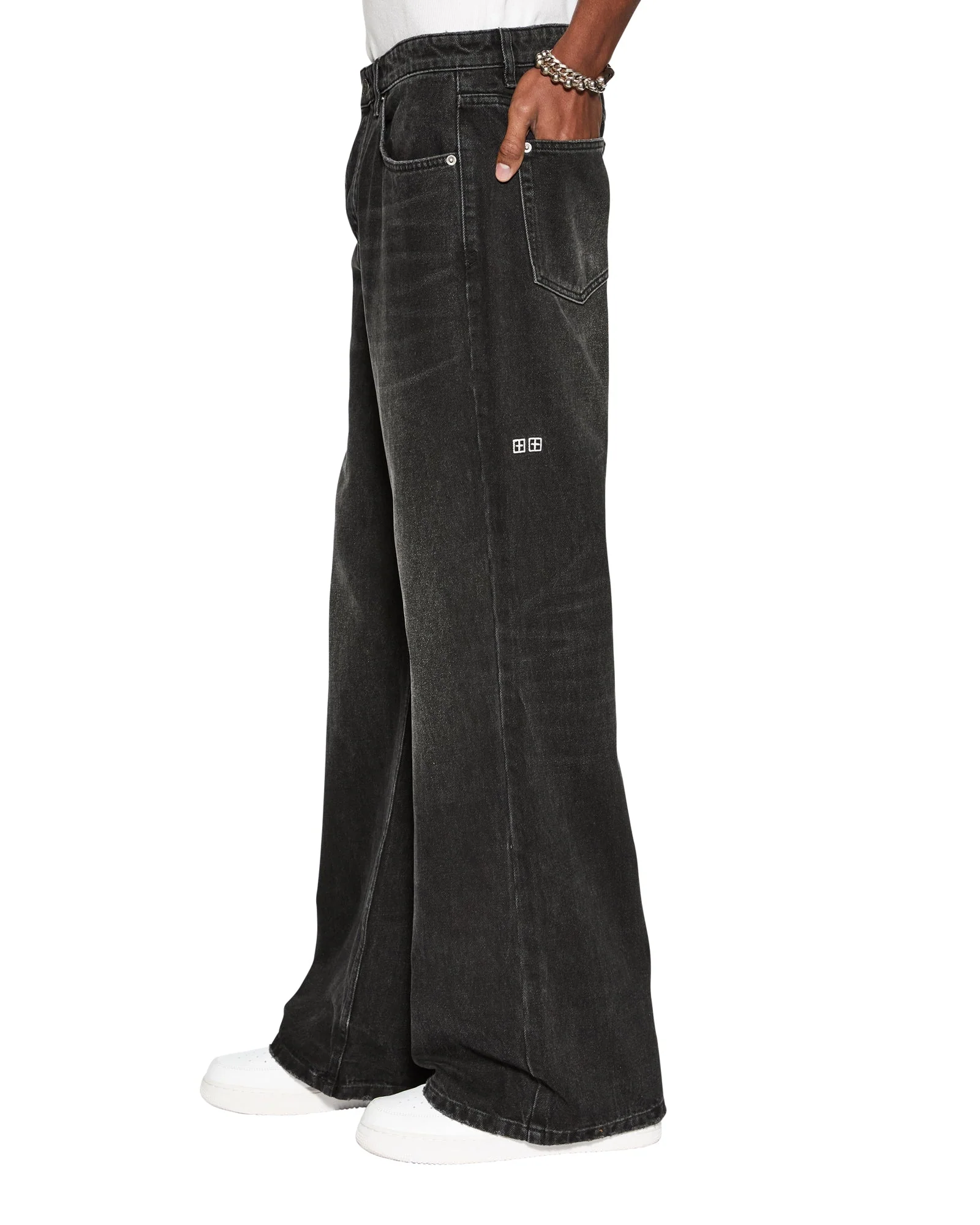 BRONKO EMBLEM BLACK - Image 4